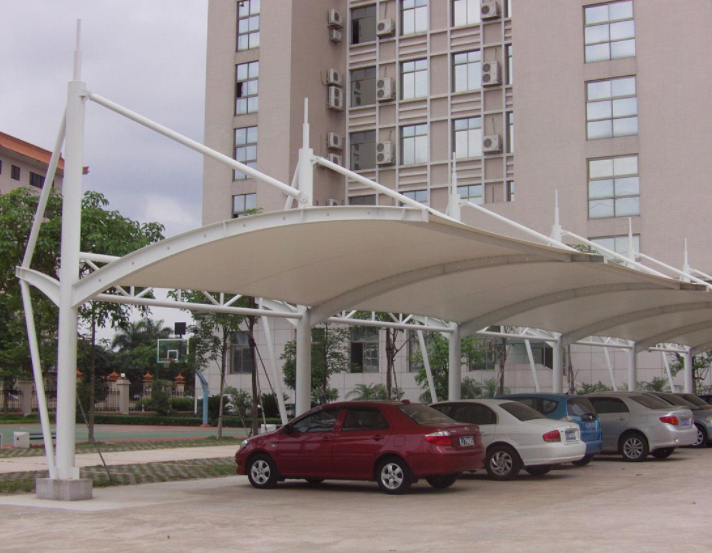 合肥膜結(jié)構(gòu)車棚廠家PTFE膜材什么特點？